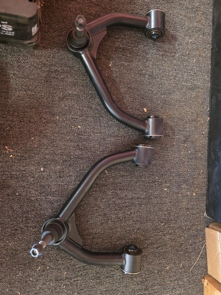 2020 Colorado Upper Control Arms