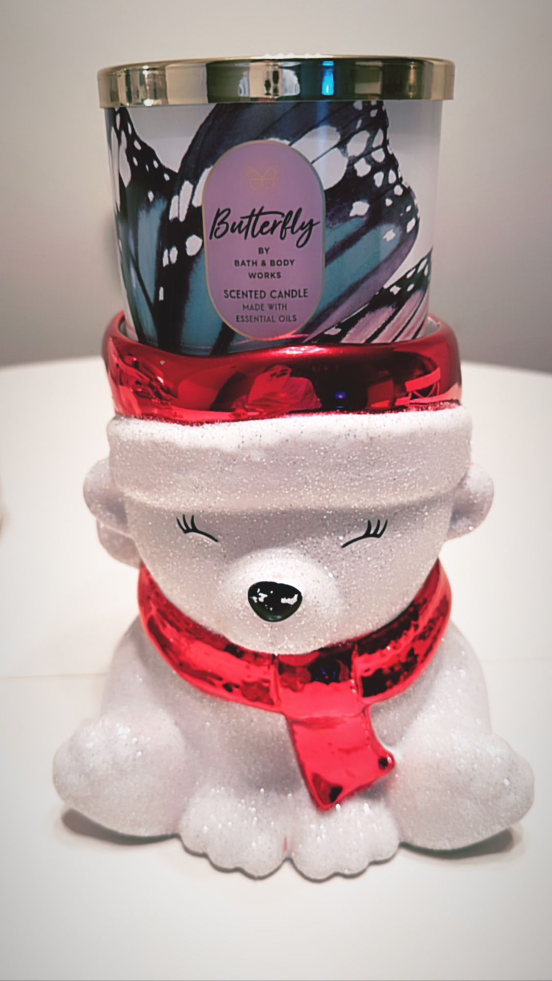 Bath And Bodywork’s Glittery Bear Candle Holder