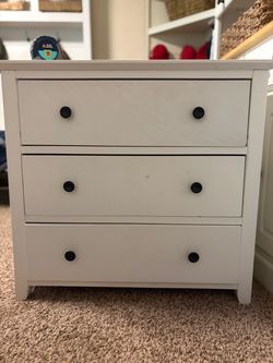 White 3-Drawer Dresser with Black Knobs