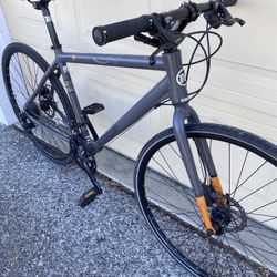 Coop REI Road City Urban Bike Disc Brakes L