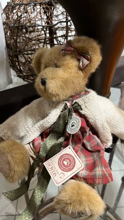 Bear teddy bear.