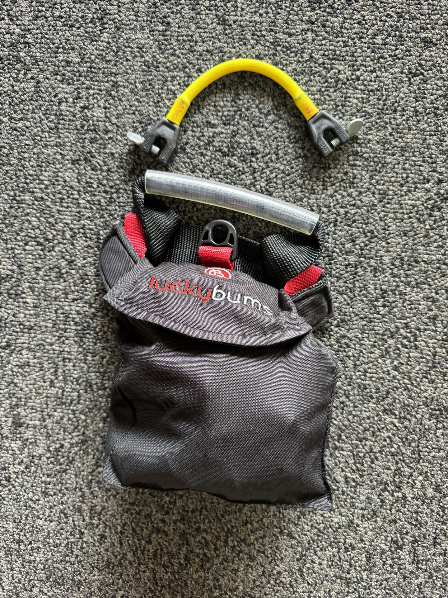 Luckybums Ski Harness and Clip