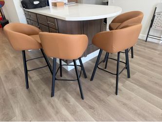 Set of 4 Modern pecan brown bar stools- like new!!