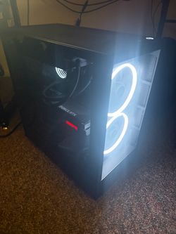 NZXT Gaming PC – RTX 4070 Ti / Ryzen 7 5800X / 32GB / 1TB NVMe – Receipt Included