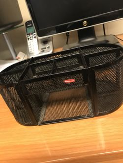 Rubbermaid pen/pencil holder