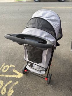 DOGGY STROLLER GREY AND BLACK