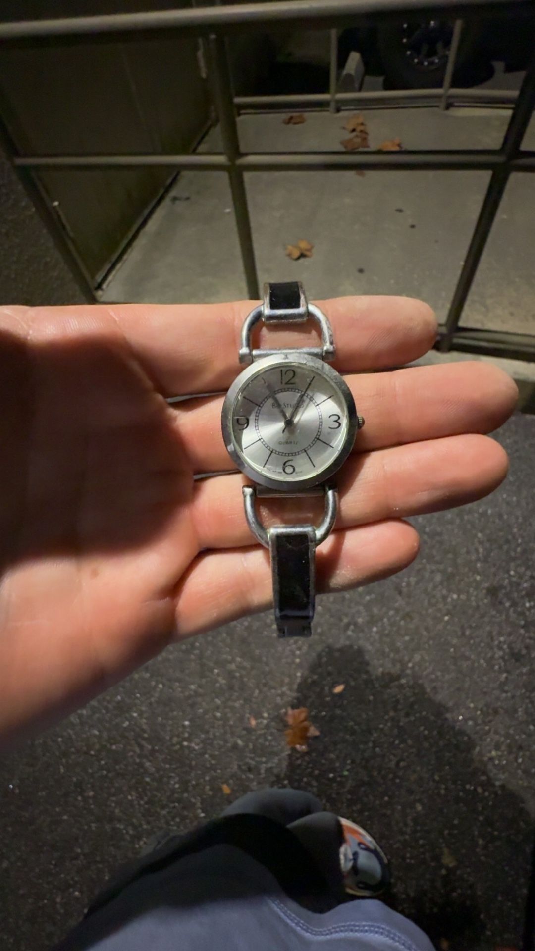 Vintage Geneva Platinum 2732 Japan Movt silver-tone cuff bracelet watch