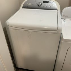 Whirlpool Washing Machine And Dryer