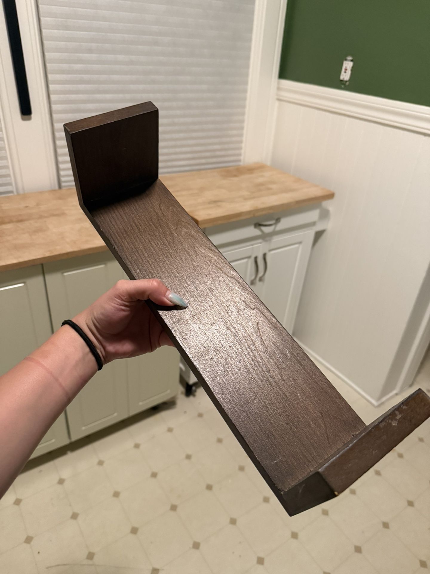 BROWN WOOD FLOATING SHELF $20