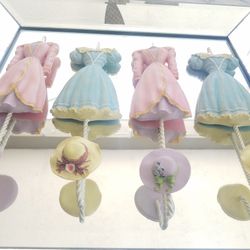 4 HAT HANGERS, UNIQUE DESIGN, RARE FIND