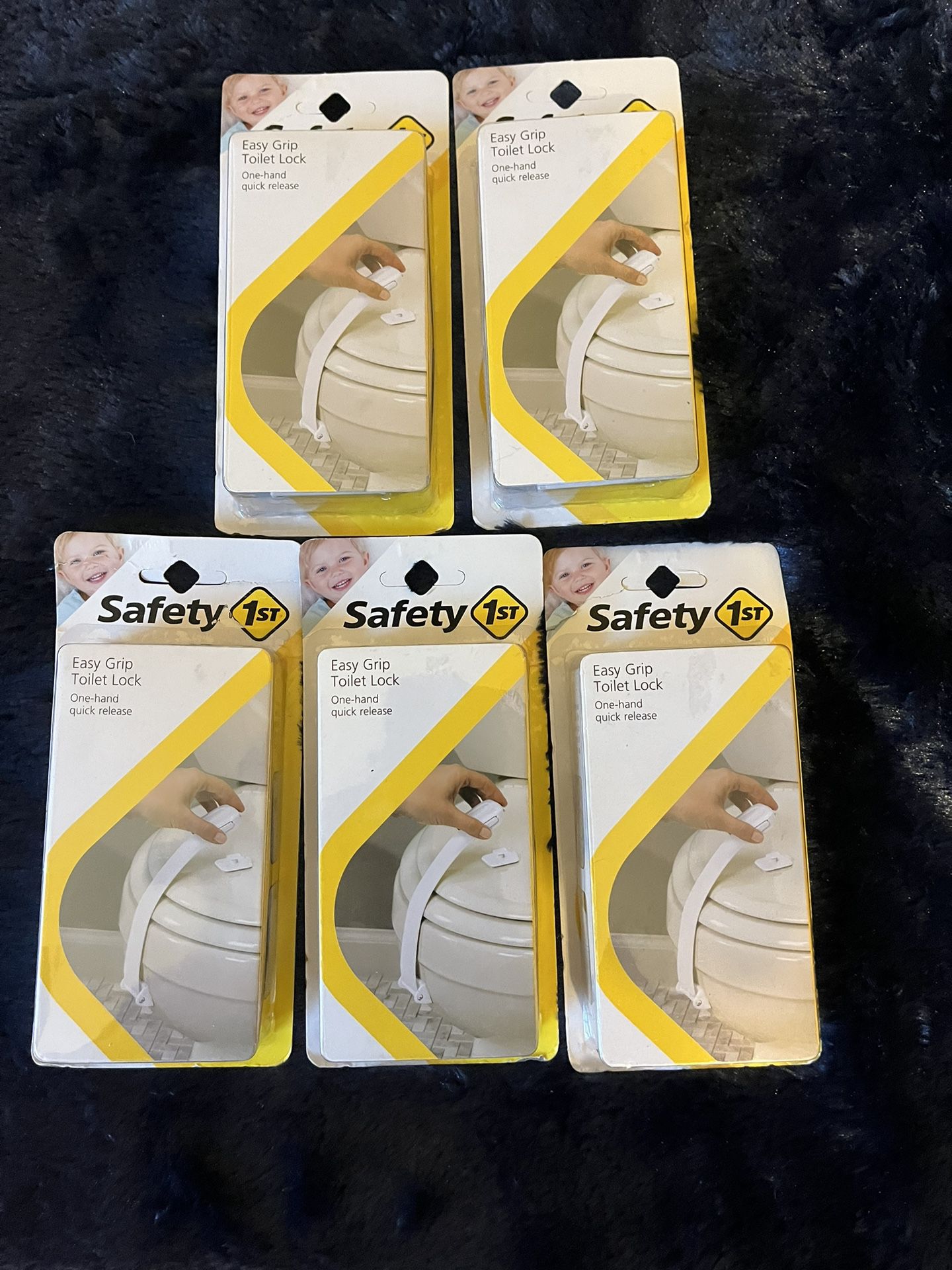 31-HTT Five New Easy Grip Toilet Lock Quick Release Child Baby Safety Locks