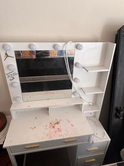 White Vanity Desk with Hollywood Mirror and Lights