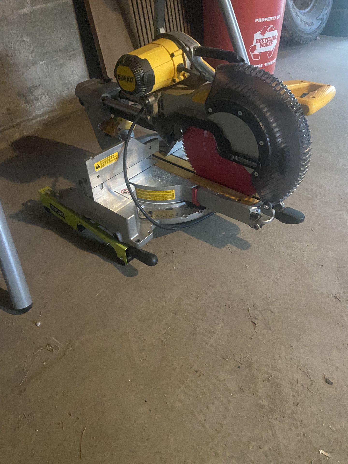 Dewalt Sliding Miter Saw