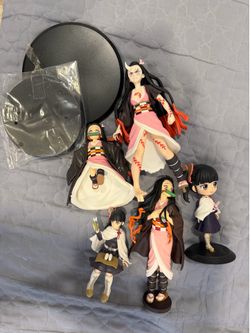 Demon Slayer Bundle KIMETSU No yaiba bundle $40, check out my page