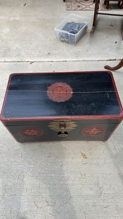 Chinese Lacquered Wooden Trunk Chest