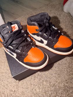 Nike Air Jordan 1 High Top Sneakers