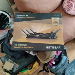 Nighthawk X6 Tri-band Wifi Router 