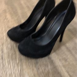Shoes Size 9