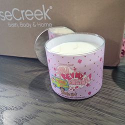Valentine's Scooby-Doo Limited Goose Creek 3 Wick Candle