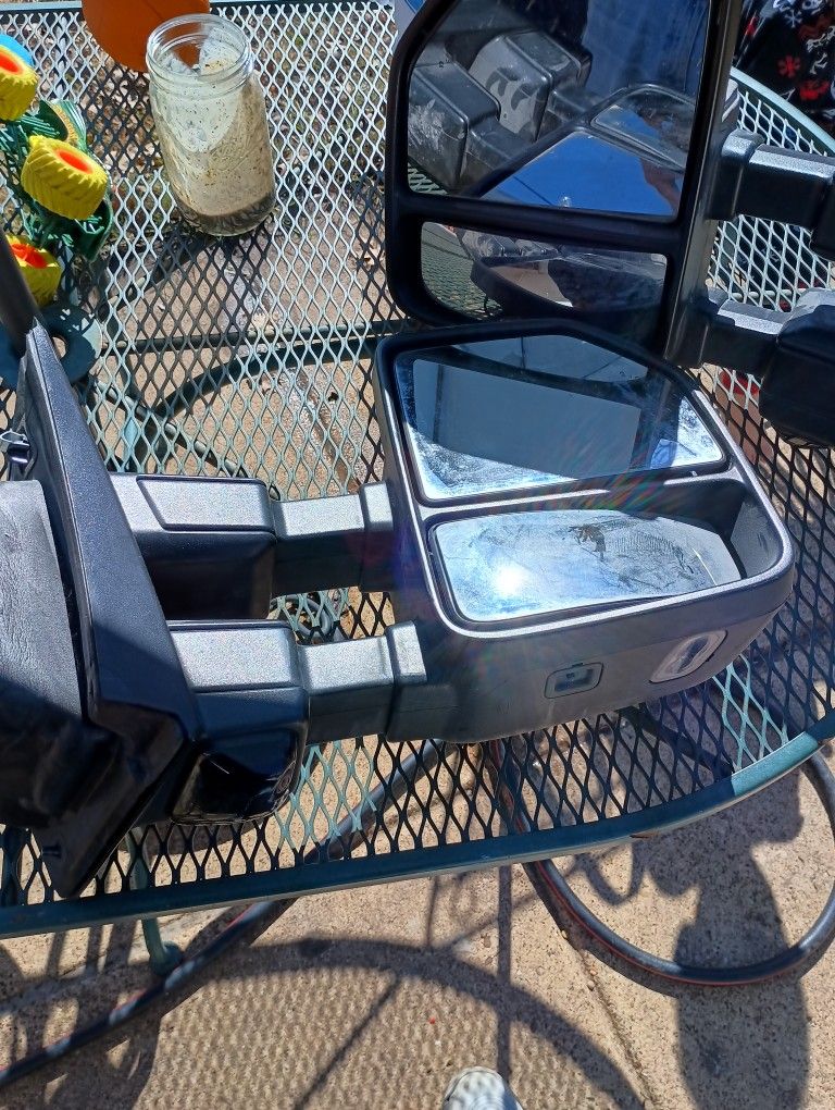 OEM F250-F350 Sideview Mirrors with Camera 