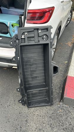 Infinity Qx50 back storage bin