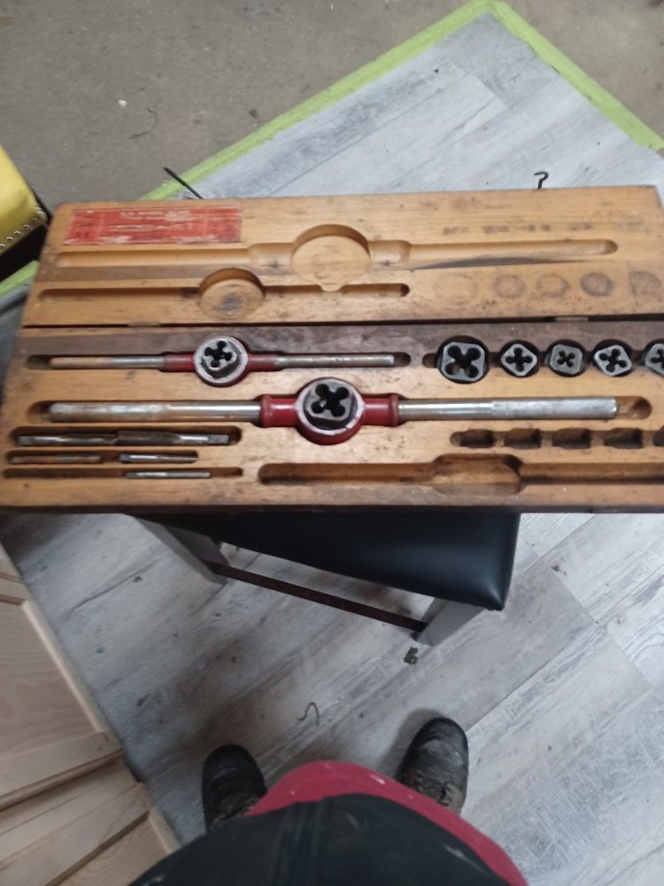 Ok Screwplate Tap And Die Set Large !