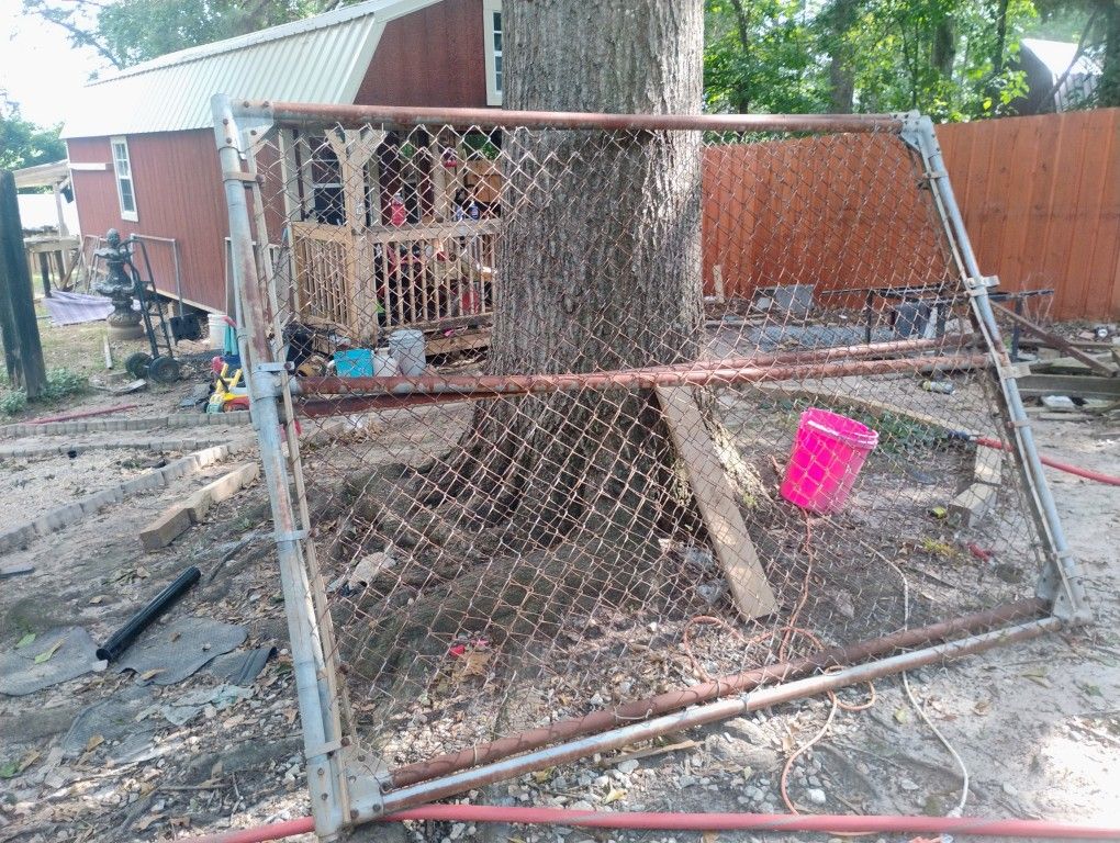 Commercial Gate