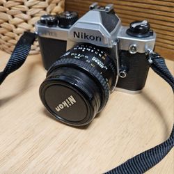 Nikon FM2 35mm SLR Film Camera Silver Body W/NIKKOR AF 50mm 1:1.8 Lens