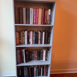 Bookshelf - Concrete Gray 