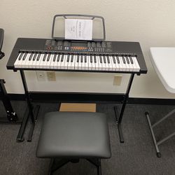 New  61-key portable electric keyboard piano with built in speaker, led screen, headphones, microphone, piano stand 