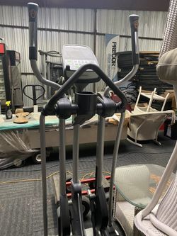 Sports Art Elliptical 