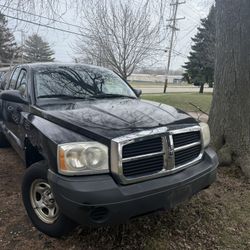 2006 Dodge Dakota