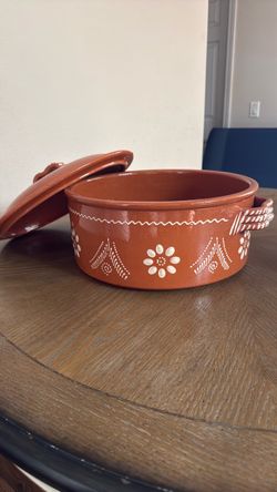 Clay pot, cazuela de barro