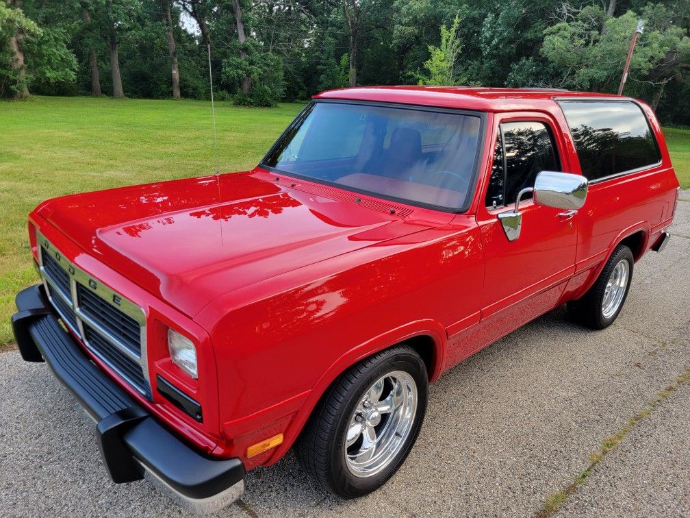 1993 Dodge RAM Charger