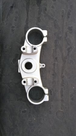 2000 YZ250 two stroke top triple clamp OEM