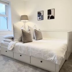 Hemnes Day Bed 