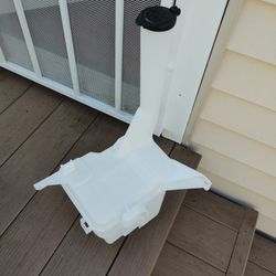 Camry Lexus Windshield Wash Liquid Tank