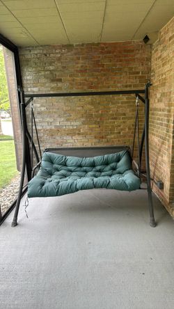 Patio swing