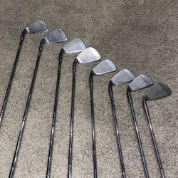 Tour Legend Perimeter Weighted Iron Set