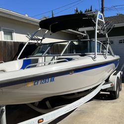 2007 Moomba Ski Boat 220 Hours V Drice