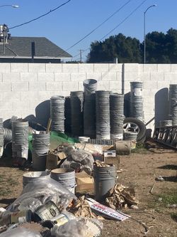 FREE buckets Cubetas