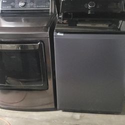 LG HE BRAND NEW WASHER USED ELECTRIC DRYER SET CAN DELIVER ANYWHERE 