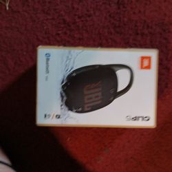 JBL Bluetooth Speaker Clip 5