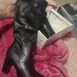 Black High boots