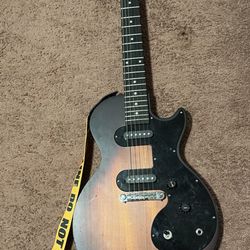 Epiphone Les Paul With Amp