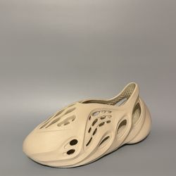 Yeezy Foam Runner “Ararat” Size 9 Men