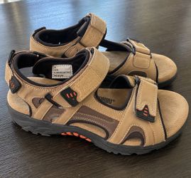 Khombu Women’s Sport Sandals Size 7 – $20