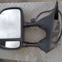 Driver Side Mirror 
F250, F350, 2006-2016.