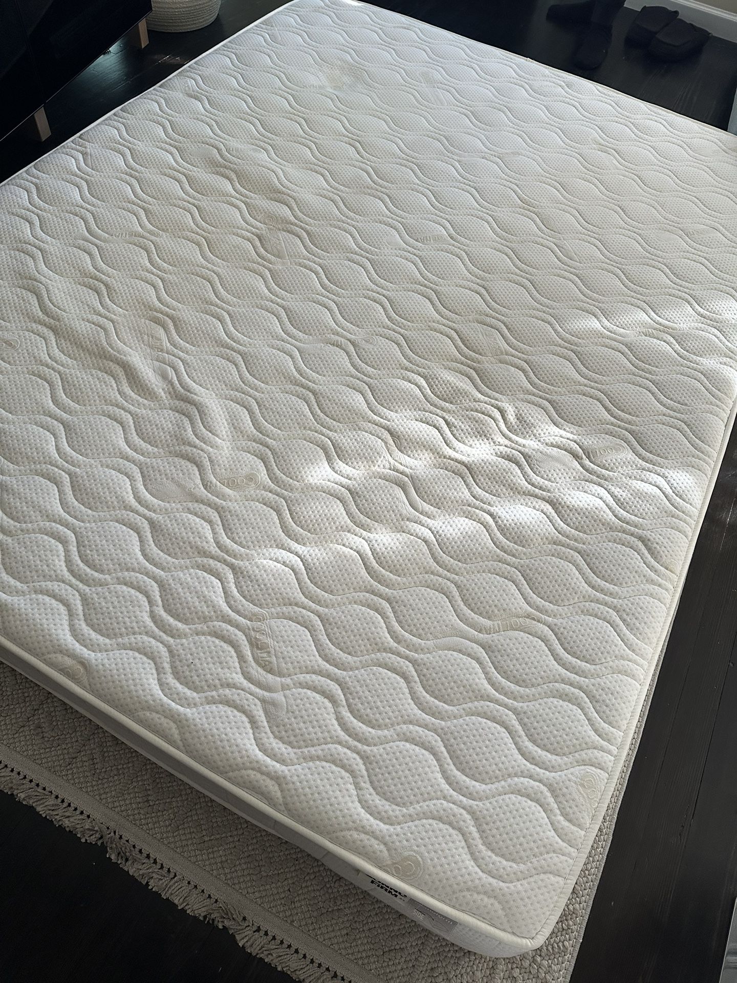 Design Within Reach ( Sonno Firm Mattress)
