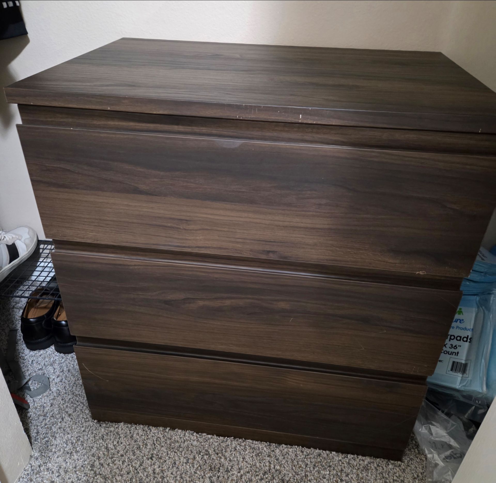 3-drawer dresser